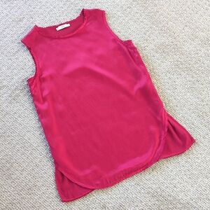 NWOT! STUNNING Vince 100% Silk Magenta Pink Sleeveless Top, Size XS